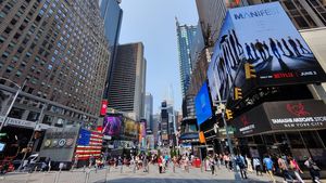 Obama l-a sunat pe Zohran Mamdani, candidatul socialist al democraţilor pentru Primăria New York-ului, şi s-a oferit să-i fie consilier dacă va câştiga