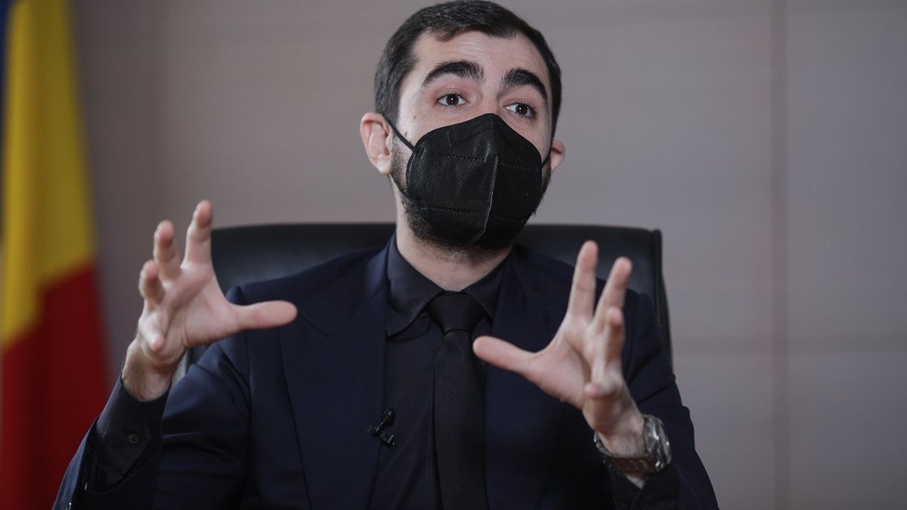 Adevărul: Cine sunt liberalii dați afară de ministrul Claudiu Năsui (USR) de la fabricile de armament din Cugir