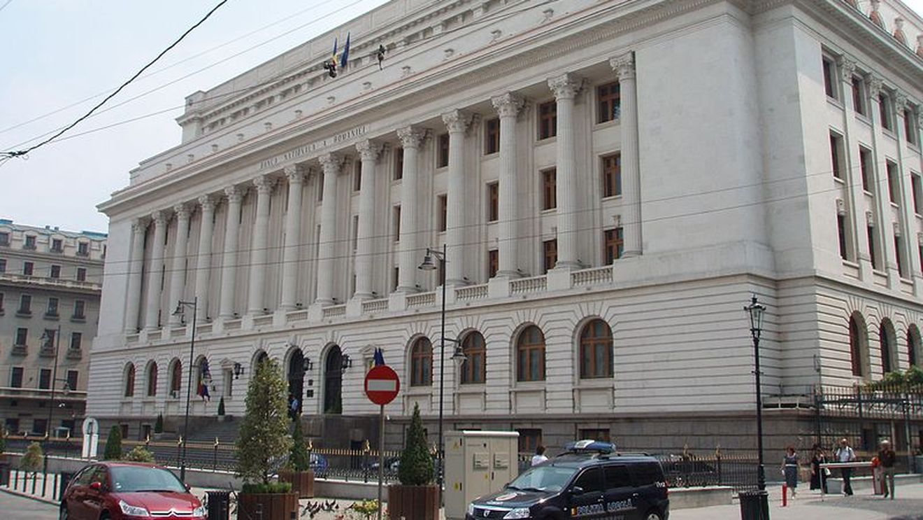 BNR vrea să cheltuiască 1,6 milioane de euro pentru modernizarea toaletelor din sediul central