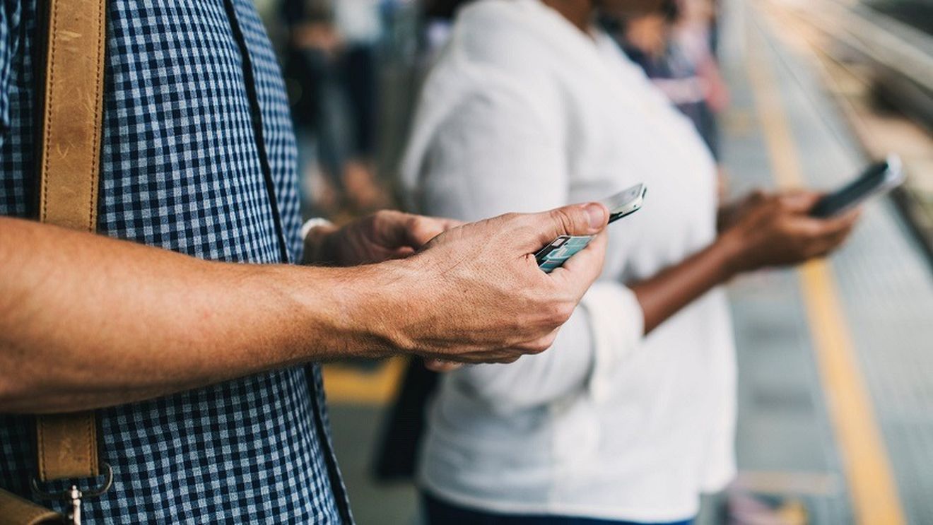 Aplicaţiile mobile au bătut un nou record în 2019: 204 miliarde de download-uri