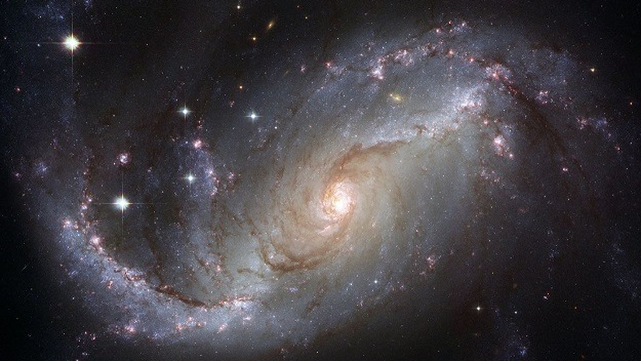 Astronomii au descoperit cea mai rapidă stea din universul cunoscut / Orbitează gaura neagră Sagittarius cu o viteză de 8.000 de kilometri pe secundă