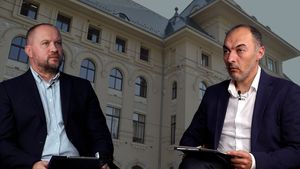 Alegeri pentru primăria Capitalei: Jurnaliștii Dan Tăpălagă și Cristian Pantazi comentează LIVE datele Exit Poll și primele rezultate parțiale 
