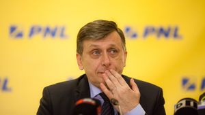 Moșteanu, despre Crin Antonescu: „Ai fost printre cei mai chiulangii parlamentari” / Antonescu a lansat în ultimele zile mai multe atacuri la adresa lui Nicușor Dan și a USR pe teme ideologice