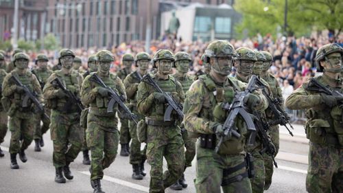 Finlanda începe patru săptămâni de manevre militare în care va instrui 15.000 de recruţi