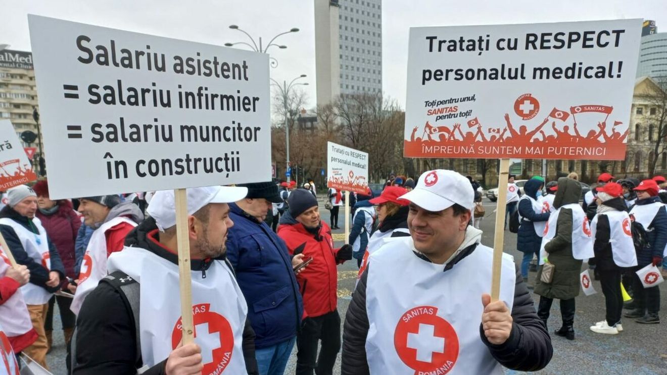A treia zi de proteste Sanitas: Manifestanții vor staționa în fața partielor politice