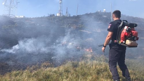 98 de incendii de vegetație pe 326 de hectare în ultimele 24 de ore / 1.792 de persoane asistate în centrele de prim ajutor