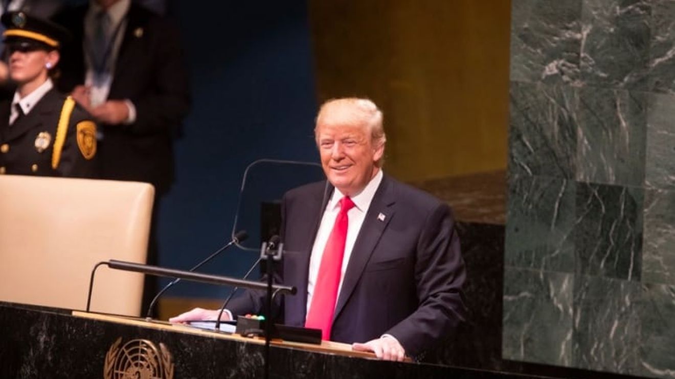 Donald Trump a început examinarea medicală anuală. A ieșit sănătos, dar testele vor continua