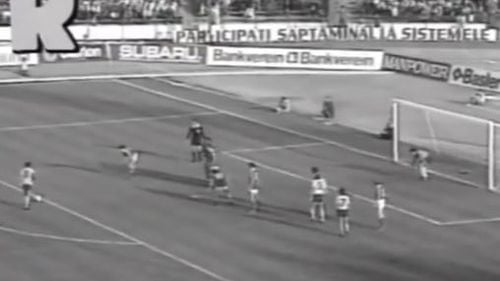 Cercetare sociologică: ”Fotbalul interzis” în România condusă de Nicolae Ceauşescu. Cum a devenit vizionarea meciurilor o manifestare colectivă a unei rezistențe tăcute