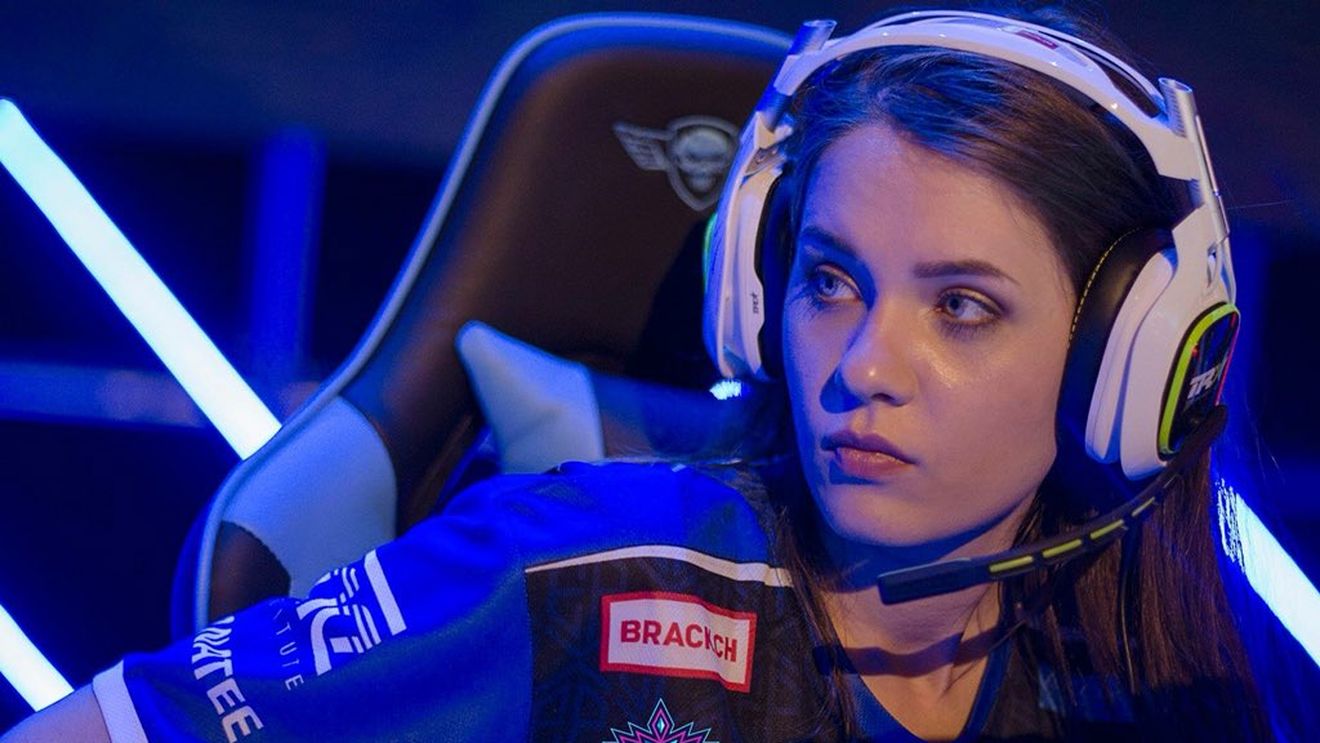 Ana Dumbravă, desemnată pentru al doilea an la rând cea mai bună jucătoare de Counter Strike din lume / E jucătoare profesionistă din 2015