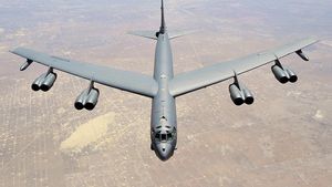 SUA trimit aviația grea în Afganistan pentru stăvilirea avansului talibanilor