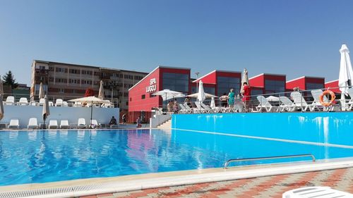 Ștrandul din Lugoj riscă să nu mai fie deschis din cauza lucrărilor prost executate / Inaugurat în 2019, nu a mai funcționat de la pandemie / Primar: ”Nimeni nu vrea să intre să remedieze lucrările, nu mai ofertează absolut nimeni”