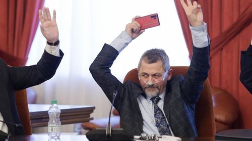 De ce nu a cerut ordin de restricție soția deputatului AUR Dumitru Focșa după ce a fost agresată: ”Nu a fost cazul, am părăsit domiciliul, mă mut în casa mamei din Brăila/ Acum a fost mai grav”