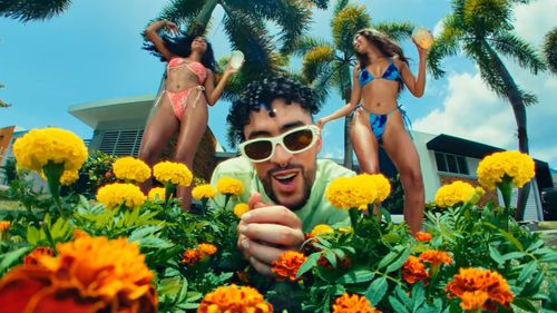 Artistul Bad Bunny joacă primul rol principal în filmul „Porto Rico”, alături de Edward Norton și Javier Bardem
