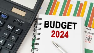 Consiliul Fiscal: Guvernul așteaptă în 2024 venituri ipotetice de 19 miliarde lei din colectare și digitalizarea ANAF / Cheltuielile vor fi cu 4,5 miliarde lei mai mari / Noua lege a pensiilor mărește deficitul mult