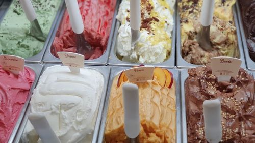Unilever va continua să producă îngheţată în Rusia chiar dacă renunţă la aceste operaţiuni în alte părţi