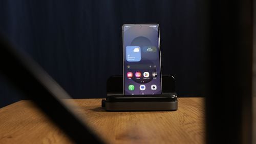 REVIEW Samsung Galaxy S25 Ultra: Performanță brută, funcții AI și multe îmbunătățiri minore / Merită sau nu să faci upgrade? (FOTO)