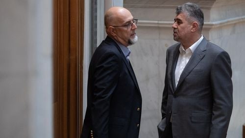 Kelemen Hunor: În acest moment toată România îi face campanie pe gratis lui Călin Georgescu. N-am intrat în coaliție să facem greșelile de anul trecut. Vom avea un singur candidat la președinție. Crin Antonescu are capacitatea să câștige alegerile