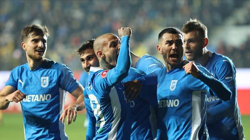 Universitatea Craiova a învins Petrolul, scor 2-0, în Cupa României