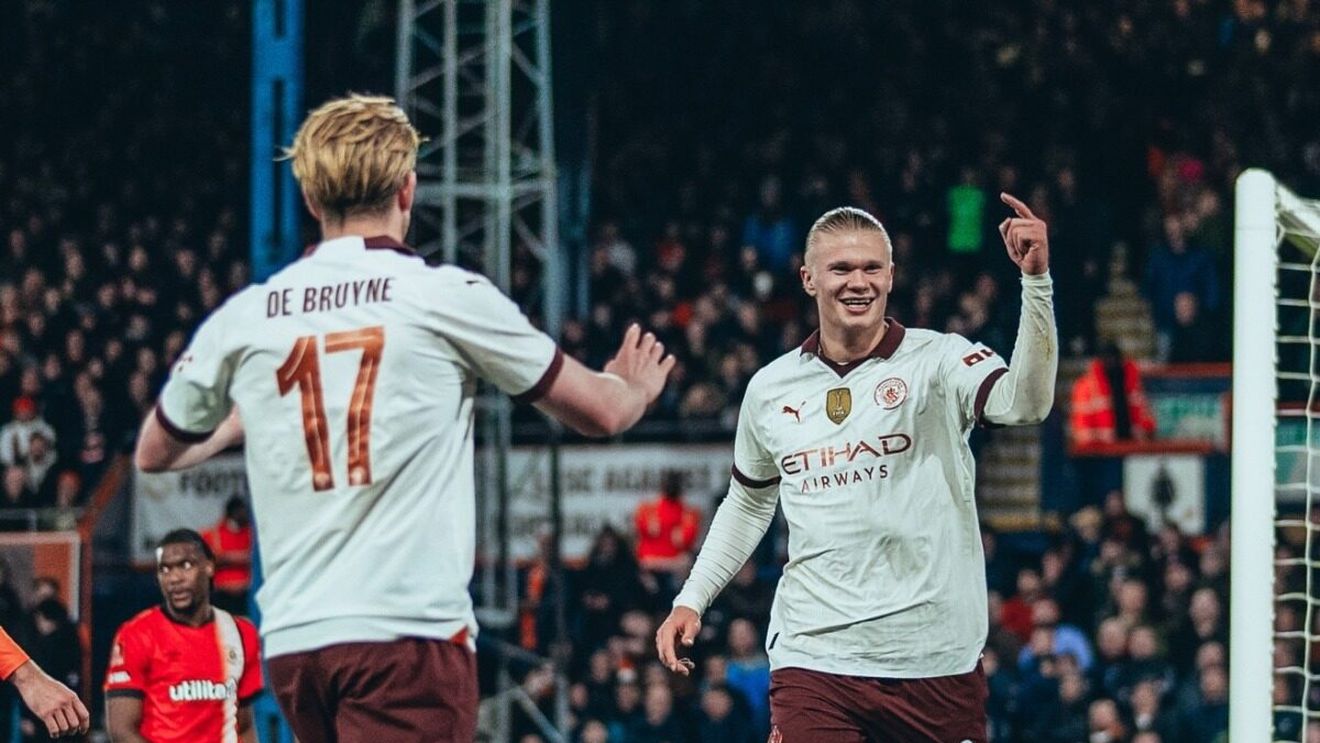 Recital Haaland – de Bruyne: Norvegianul marchează cinci goluri, patru din pasele belgianului, iar Manchester City se califică în sferturile Cupei Ligii