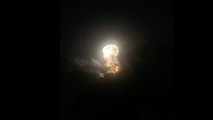 Ucraina anunță că a distrus o navă rusească în Marea Neagră / Lovitura ar fi fost dată de piloții forțelor aeriene ucrainene