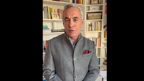 Mesajul lui Călin Georgescu după mitingul AUR: ”Reluarea turului doi al alegerilor prezidențiale este singura modalitate prin care corupții își pot cere iertare de la popor” / ”Liberul arbitru este un dar divin, iar politicienii nu au dreptul să se joace de-a Dumnezeu!”