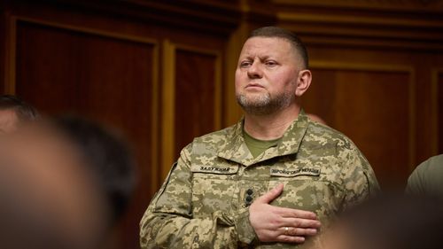 Un dispozitiv de interceptare a fost descoperit într-unul din birourile comandantului-șef al Armatei ucrainene, Valeri Zalujnîi