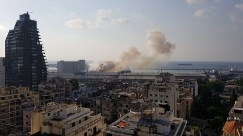Cel puţin 16 responsabili ai portului din Beirut şi ai autorităţilor vamale au fost arestaţi în cadrul anchetei exploziei care a devastat capitala Libanului