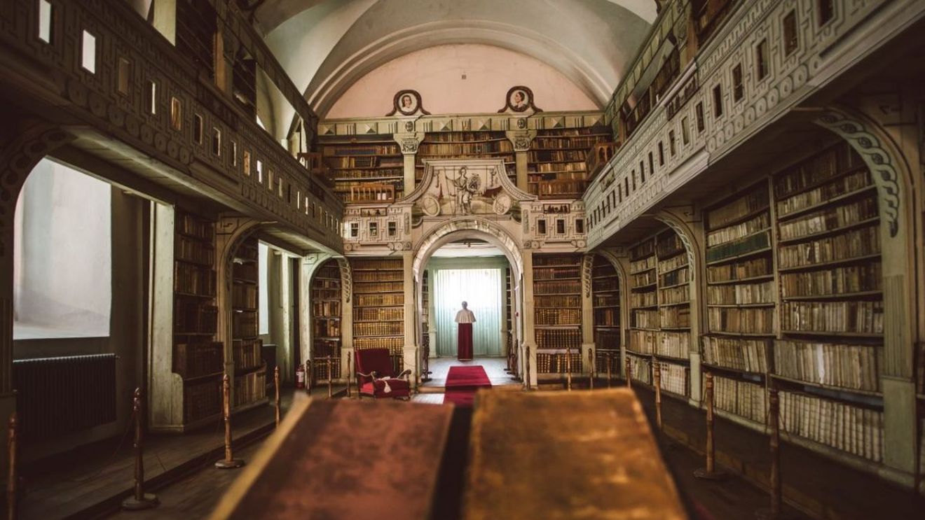 Arhiepiscopia Romano-Catolică de Alba Iulia anunţă se va adresa Curţii Europene a Drepturilor Omul în cazul cererii de retrocedare a Bibliotecii Batthyáneum