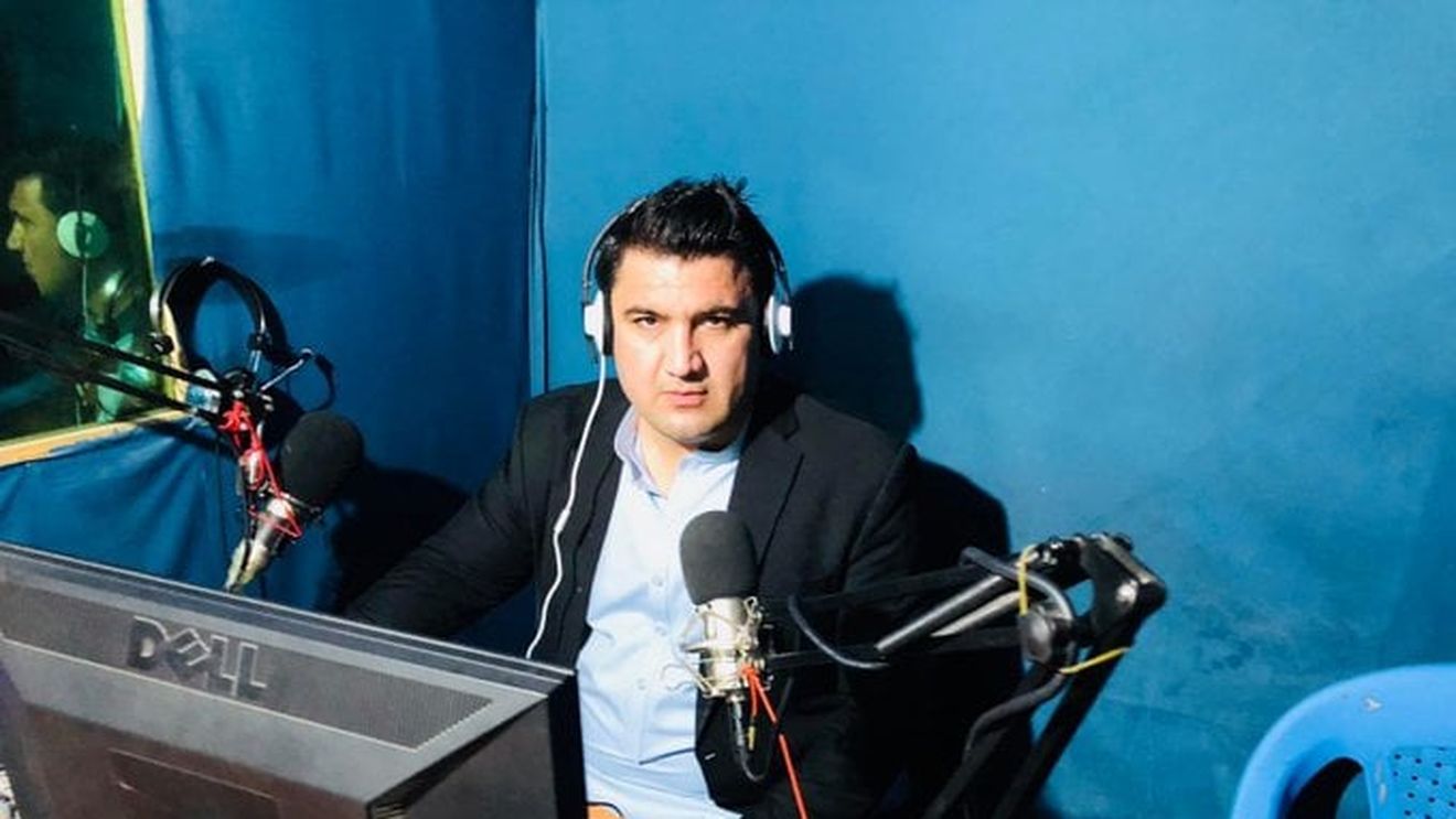 Afganistan: Un jurnalist a fost împușcat mortal în cap, iar altul a fost răpit. Autoritățile îi suspectează pe talibani pentru atacuri