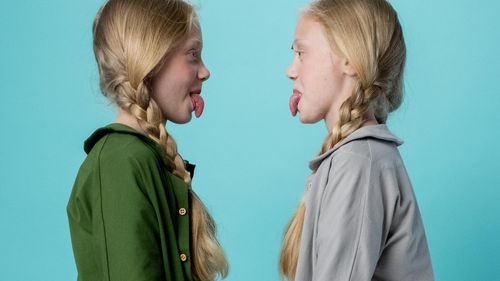 40 de perechi de gemeni s-au reunit într-un eveniment insolit organizat lângă Berlin