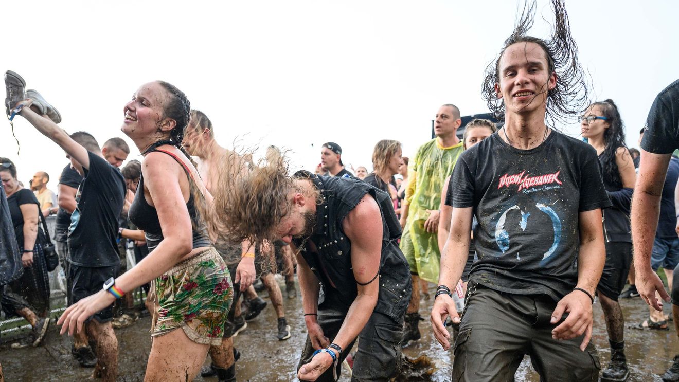 Bine ați venit la Jarocin: Festivalul de muzică din Polonia comunistă care a devenit acum un eveniment contra-cultural