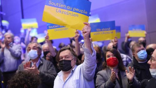 Primăria Parisului acordă cetăţenia de onoare oraşului Kiev