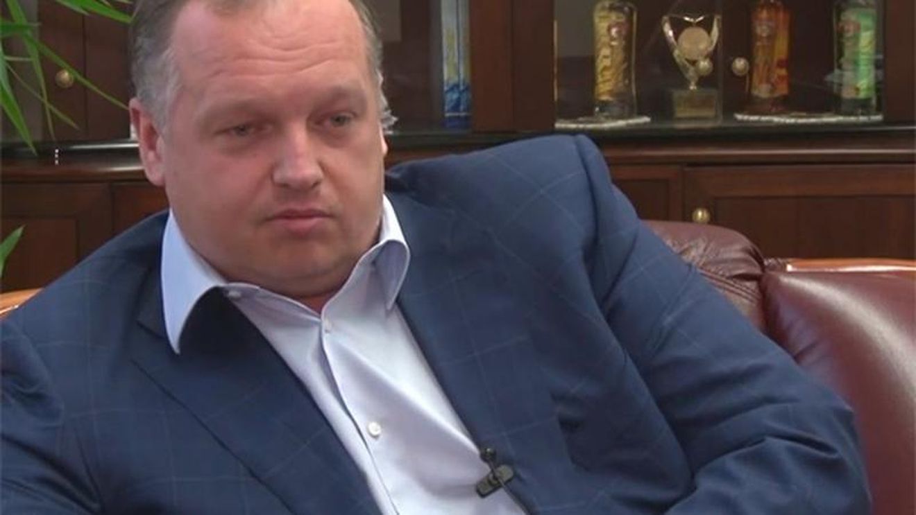 România refuză extrădarea unui fost director al unei companii din industria alcoolului, acuzat de infracțiuni economice, planificarea unor asasinate și lovitură de stat - presa ucraineană