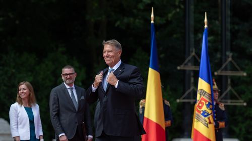 Iohannis: Este nevoie de o reprezentativitate mai mare a tinerilor şi de încurajarea lor să fie activi şi vocali, inclusiv prin exprimarea opţiunilor de vot