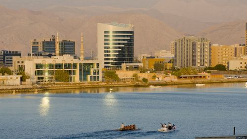 Giorgio Armani lansează primele vile de plajă sub brand propriu în Emiratele Arabe Unite