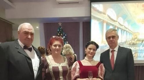 Acuzat de trădare de DIICOT, Radu Pompiliu Șofran este fost jurnalist Radio București: Anul trecut, în plină invazie rusă, petrecea la balul de Crăciun al Ambasadei Rusiei / În 2017 a fost premiat de Gabriela Firea pentru ”cel mai frumos balcon din București”