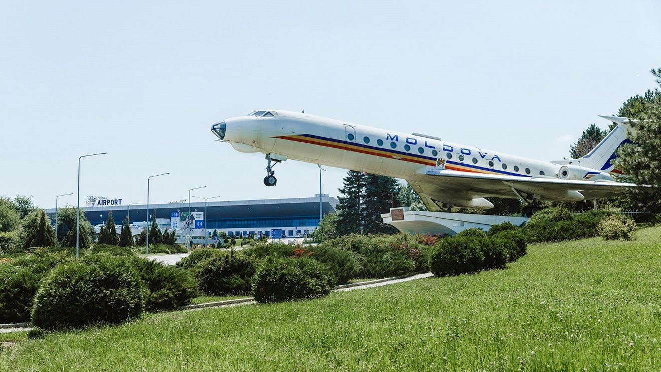 Maia Sandu anunţă că Aeroportul Internaţional Chişinău a revenit în gestiunea statului: În urma schemei de concesionare a aeroportului, statul a pierdut venituri estimate la 1,6 miliarde de lei