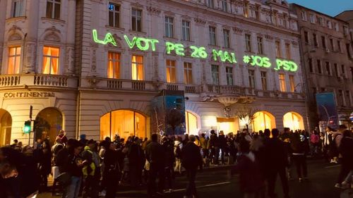 Asociaţia "Evoluţie în Instituţie" anunţă că va organiza o "adunare publică", în 9 mai, în Piaţa Mare din Sibiu