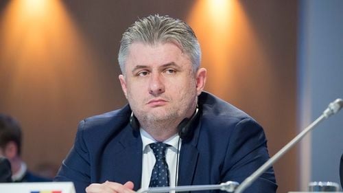 Surse: Percheziții la ROMATSA în cadrul unui dosar penal ce viza contractele de asistență juridică încheiate de Regie. 6 persoane duse la audieri, printre care secretarul de stat din MT, Dragoș Titea