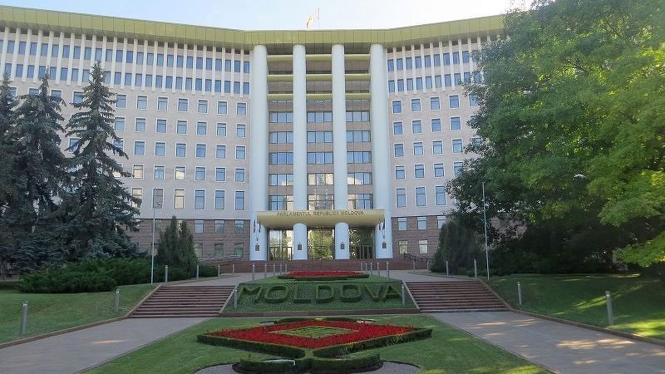 Moldova. Reforma justiției începe de sus