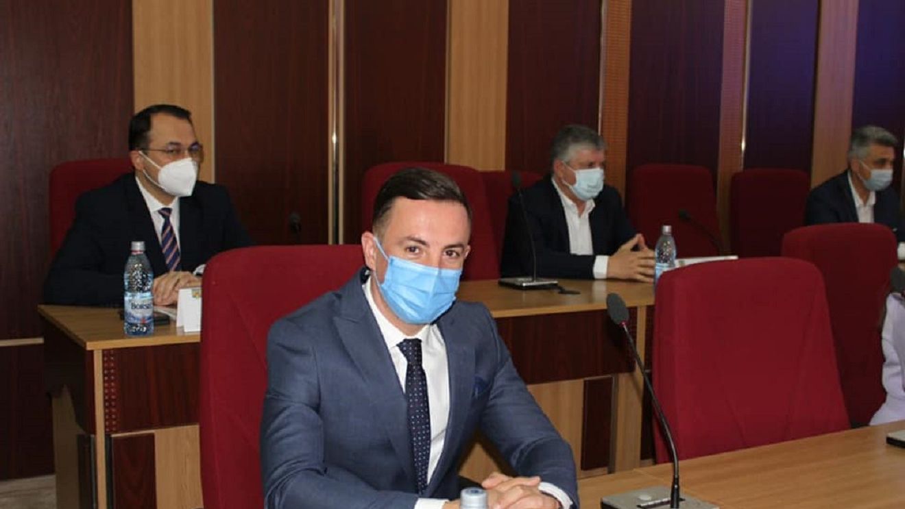 USR PLUS îi retrage sprijinul politic lui Radu Ţigănuş, subprefect de Vrancea, din cauza declarațiilor făcute în contextul alegerilor interne din filiala județeană