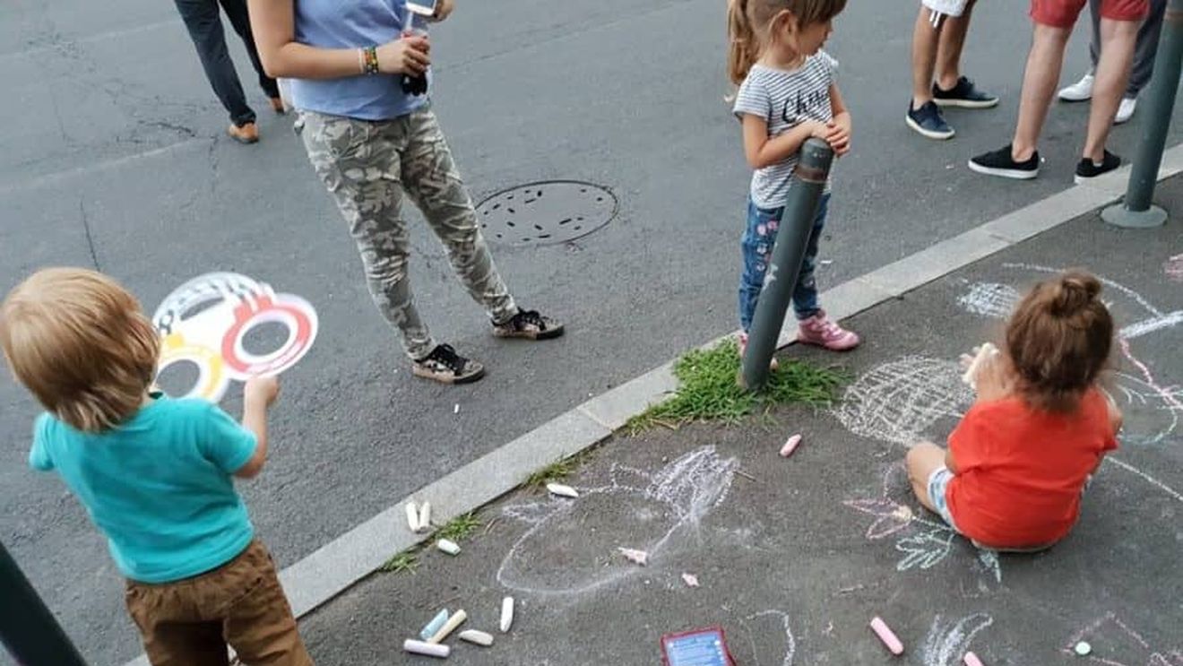 Apel la non-violență: Organizațiile civice le cer oamenilor care ies la proteste să fie calmi, iar forțelor de ordine să fie discrete