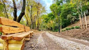 VIDEO Parcul Sticlăriei din Sectorul 2 al Bucureștiului, redeschis după stângerea a 1632 tone de gunoaie