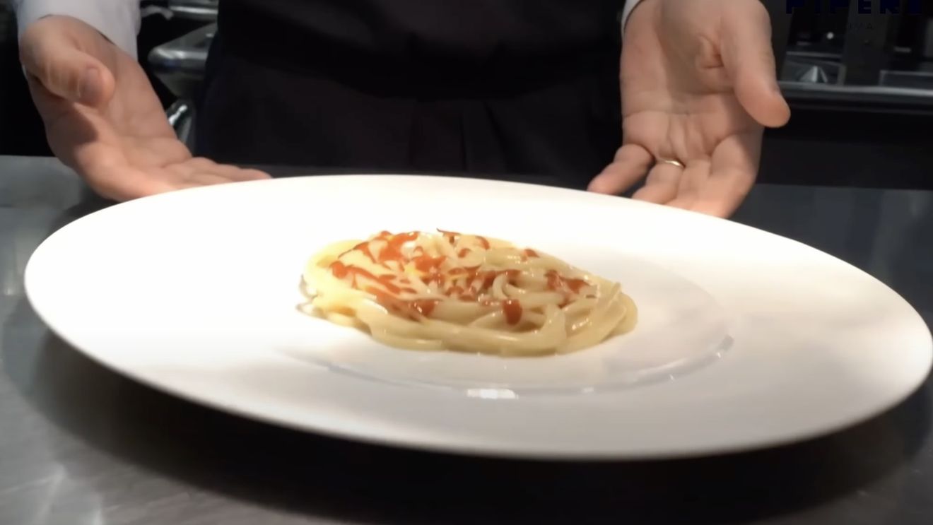 Ofertă de job în Italia, la Roma: o mie de euro, plus transport și cazare la hotel pentru a testa meniul unui restaurant cu o stea Michelin /  Fără studii, fără experiență și fără rezidență
