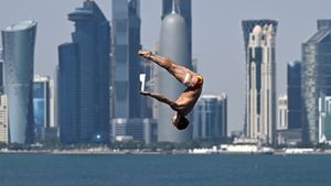 Constantin Popovici, locul 1 în prima etapă din noul sezon al Red Bull Cliff Diving