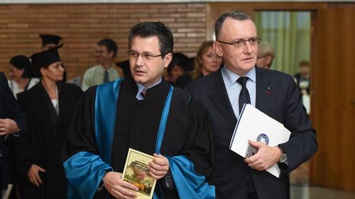 Negociere între prieteni, pentru banii în plus oferiți universităților tehnice prin viitoarele legi ale Educației. Mihnea Costoiu și Sorin Cîmpeanu au povestit cum au stabilit împreună „o susținere privilegiată” pentru anumite domenii