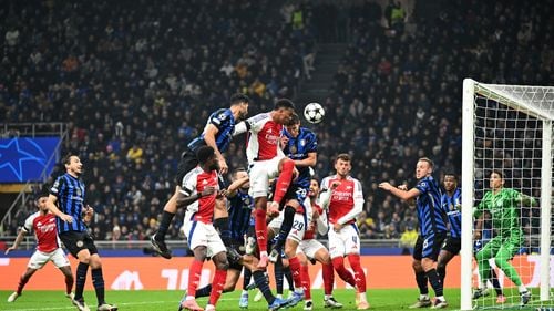 UEFA Champions League: Arsenal pierde la Milano contra lui Inter, Barcelona face scorul serii la Belgrad / Clasamentul competiției după patru etape