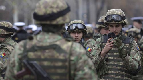 UMF Cluj vrea să înființeze o secție de medicină militară / Cei înscrişi aici vor avea un examen mai complex față de studenții de la medicină generală