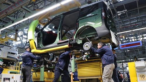 Dacia și Ford au produs peste 425.000 de autoturisme, în primele zece luni. Producția a stagnat, similar cu anul trecut