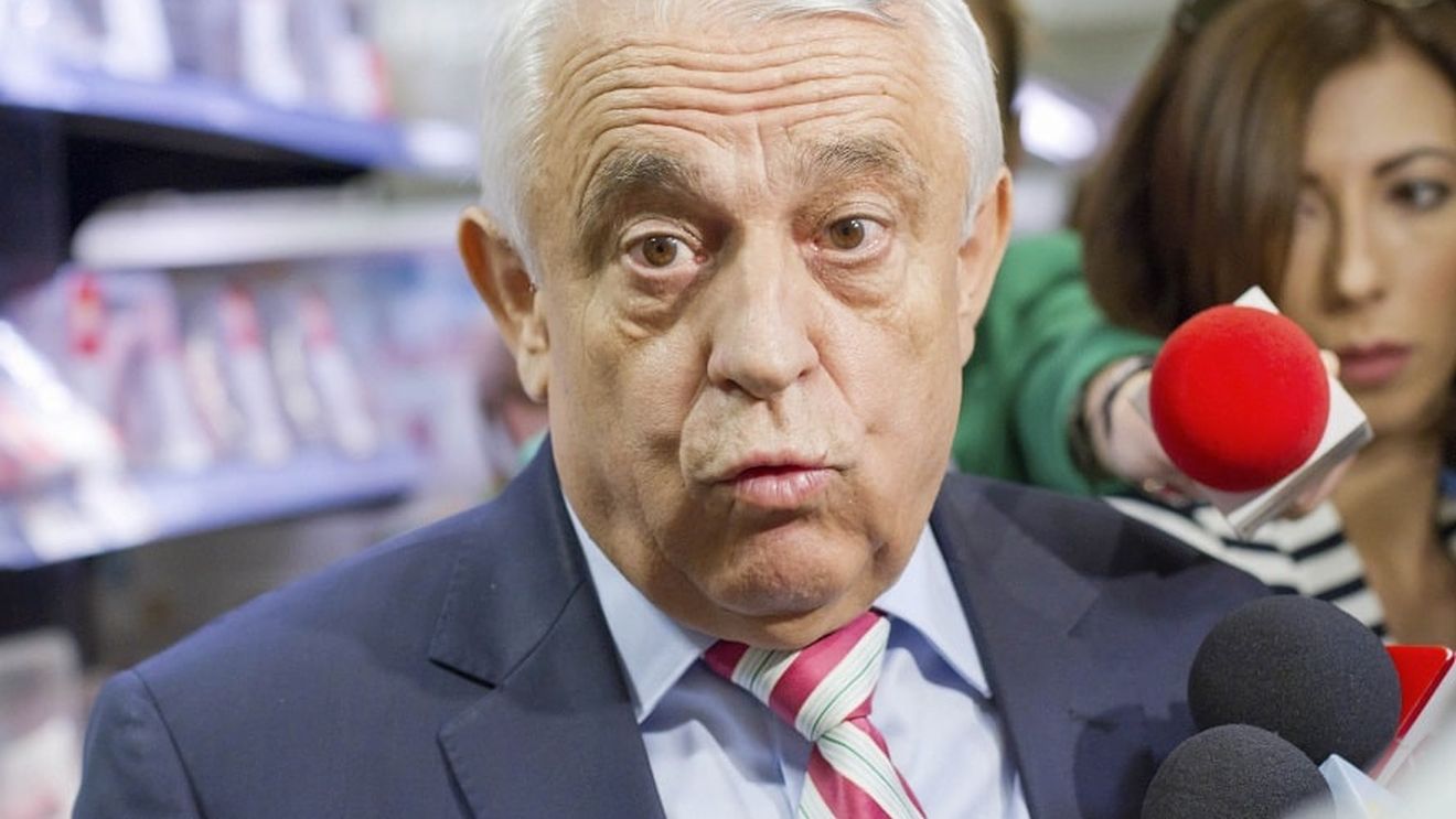 Ministrul Daea, chemat în Parlament de USR pe tema pestei porcine. Barna: Nu este în stare să aplice regulile de bune practici pentru a stopa, măcar, extinderea virusului